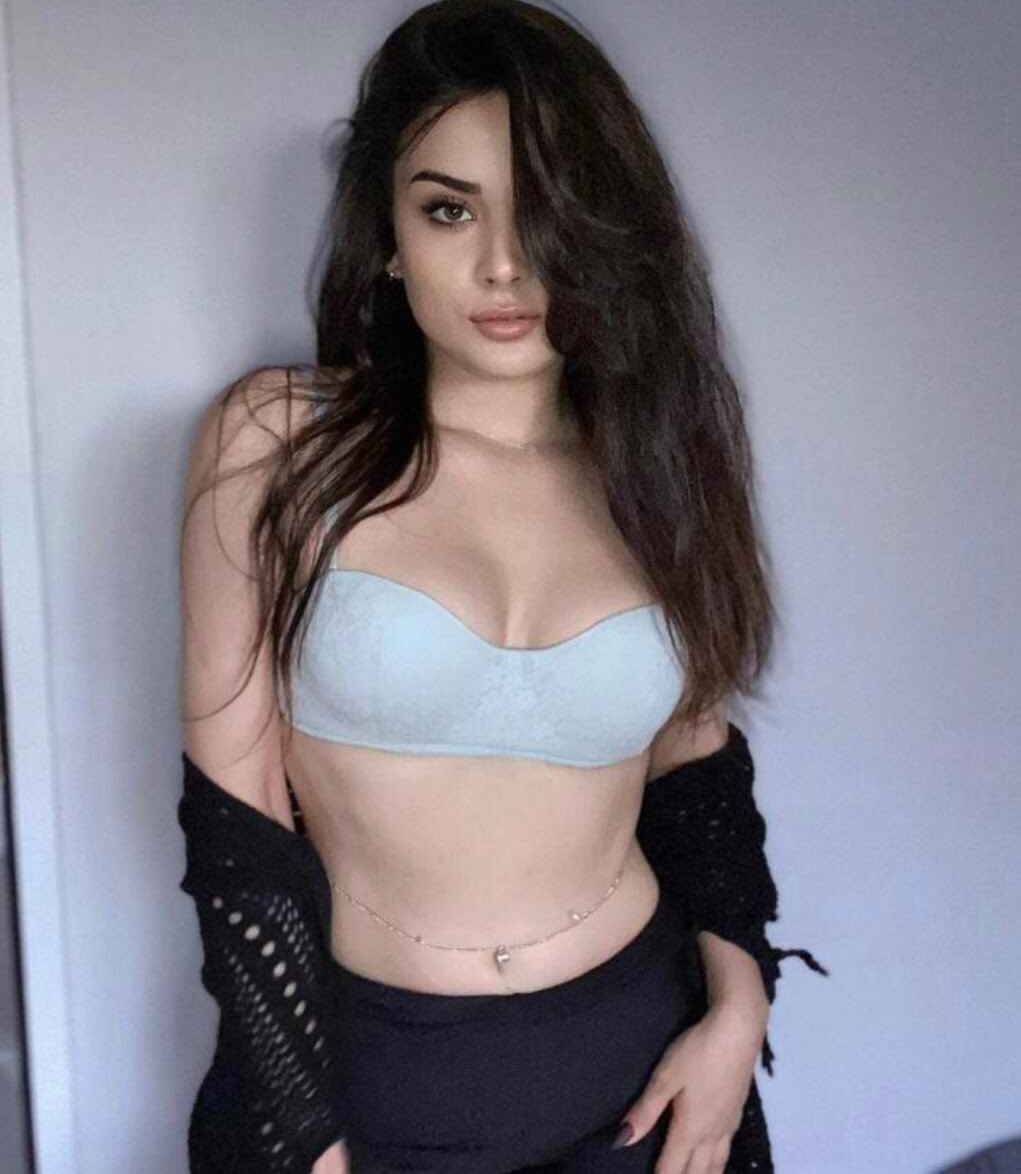Zeytinburnu Escort Bayan Haticeyle Her Anınıza Değer Katın